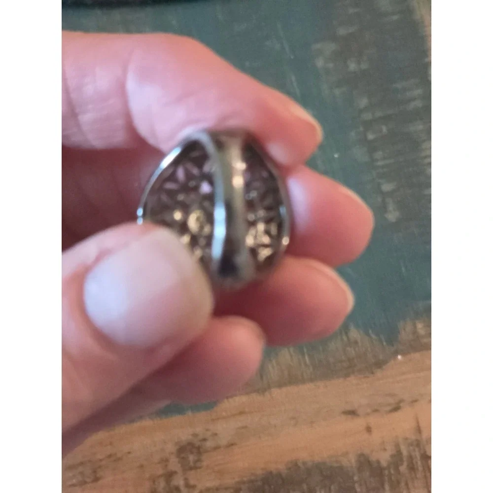 Vintage Silver Tone Filigree Cocktail Ring with Aurora Borealis Rhinestone